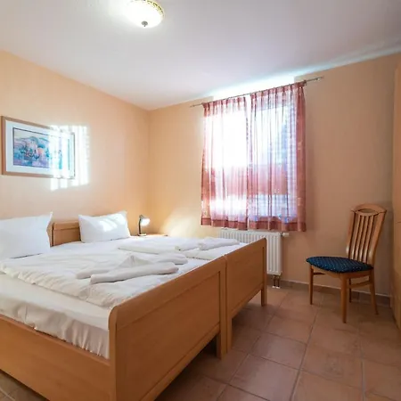 Ferienwohnung Gothensee - Hunde Willkommen Apartmán Gummlin
